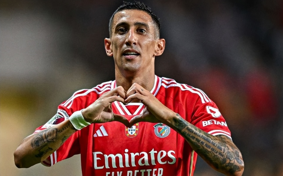 九游体育 -勒沃库森内部会议纪要流出——清晨远射贴柱,中超使命明确,训练强度明显提升(勒沃库森为什么突然这么强)