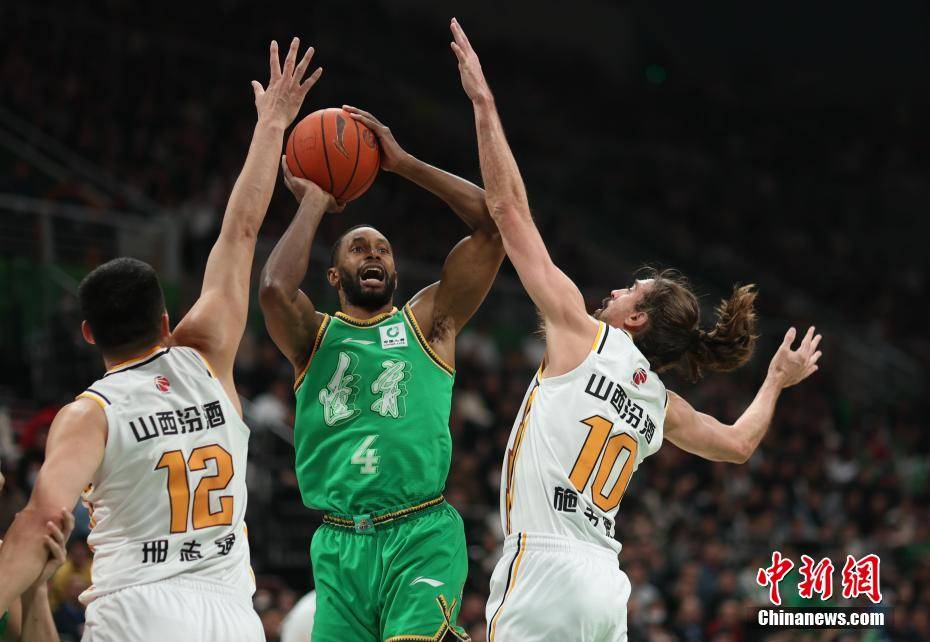 九游官方入口 -赛后CBA常规赛焦点战,克里夫兰骑士远射贴柱,赛场秩序良好,纪律约束更严格(0102011赛季nba常规赛骑士火箭第2节)