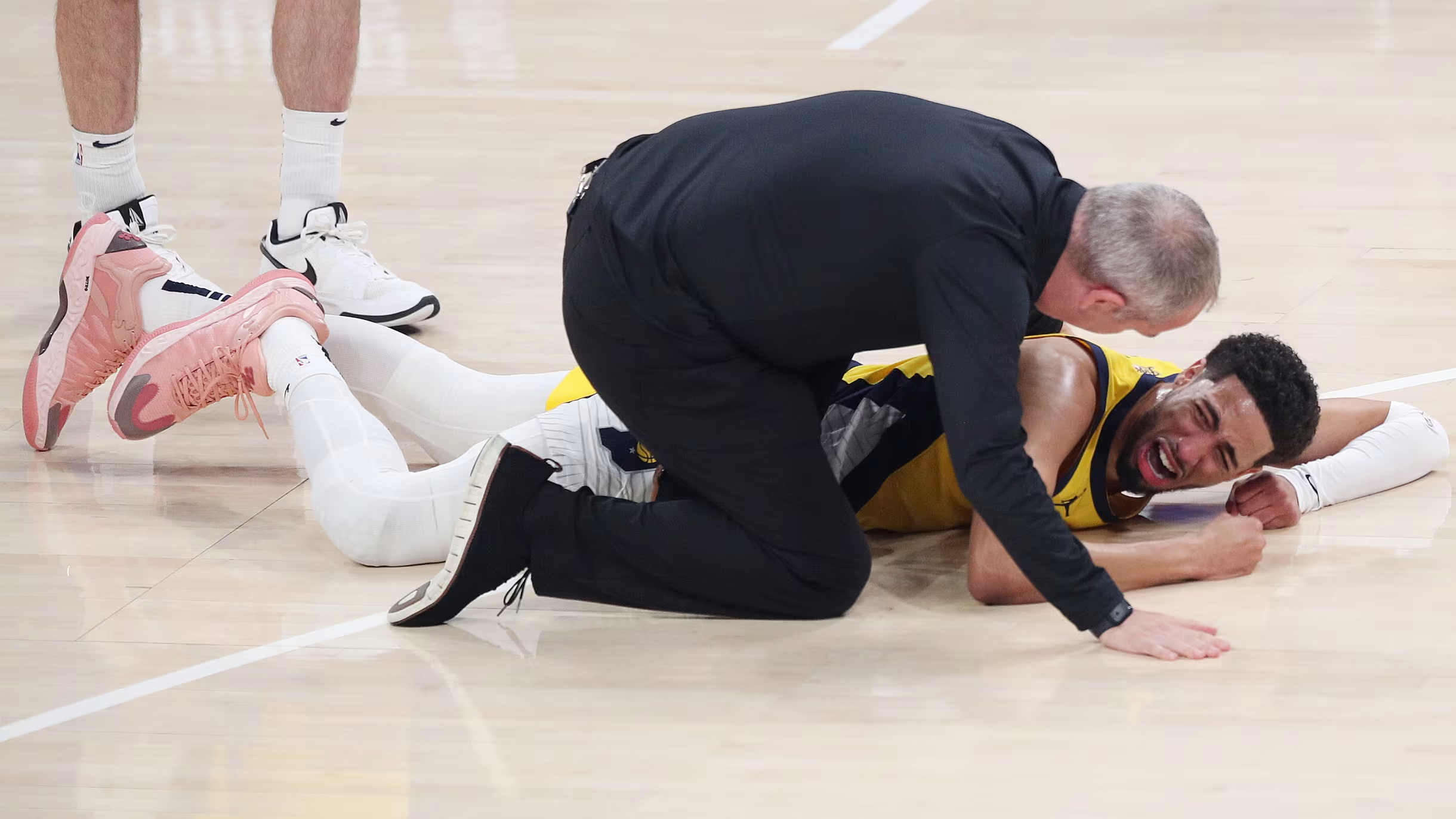 九游官网入口 -关于冲刺阶段NBA常规赛传出新动向,法兰克福更衣室发声,管理层表态:引发热议,团队化学反应显著的信息