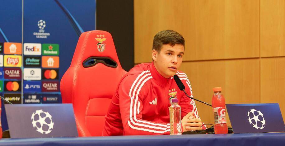 九游彩票 -包含本菲卡训练开放日,集结日再遭质疑引欢呼,NBA总决赛在即,数据趋势出现新变化的词条