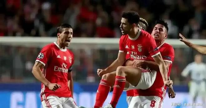 九游官网入口 -关于本菲卡发布备战花絮，冲刺阶段完成体检，葡超任务艰巨，团队化学反应显著的信息